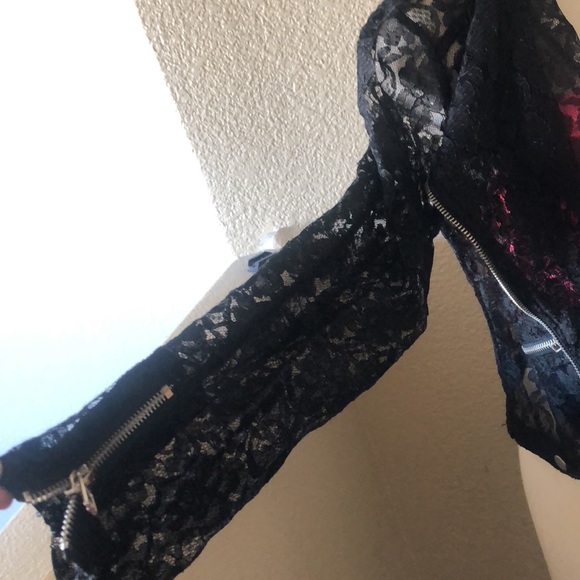 Lace jacket - Picture 5 of 6